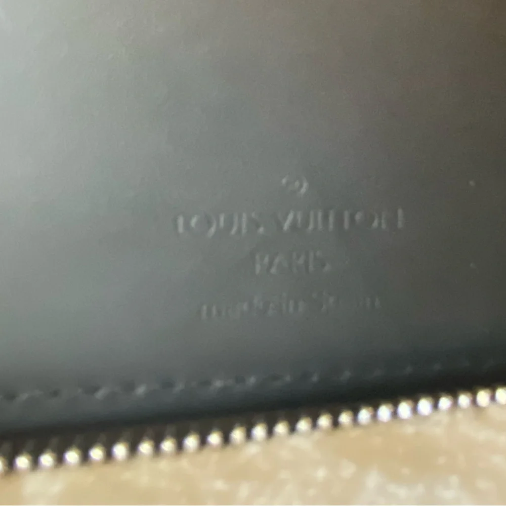 Louis Vuitton Zippy Coin Purse - Picture 6 of 9